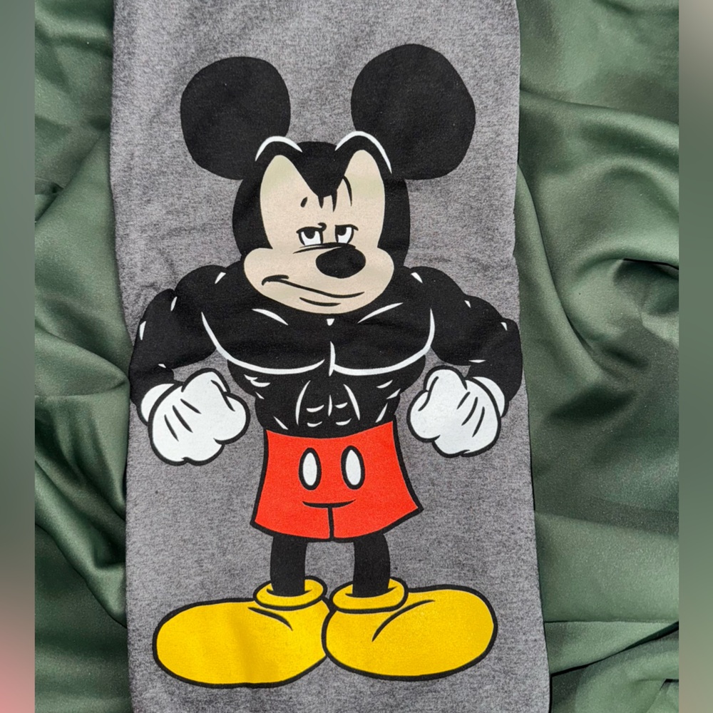 NWT Disney Mickey Mouse “Tough Mick” Workout Tank – Charcoal Heather